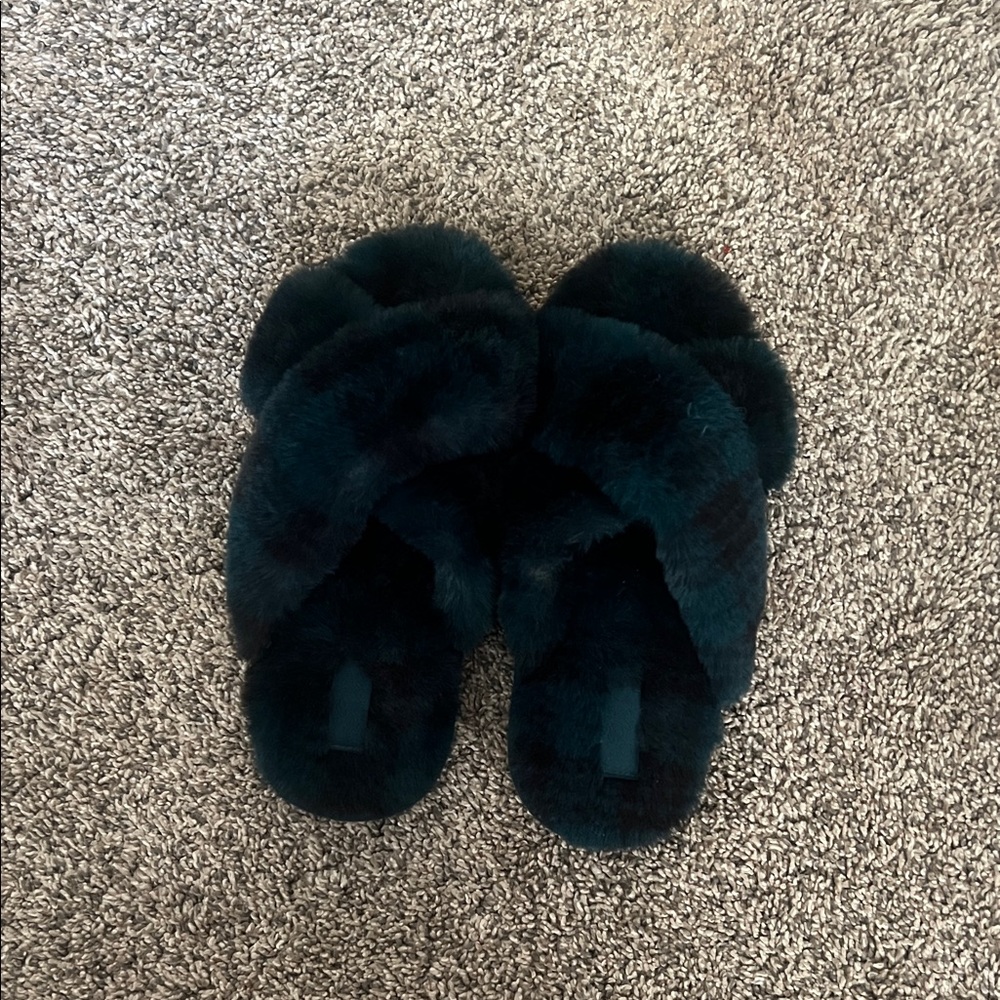 PINK Victoria's Secret Cozy Slippers in Deep Green
